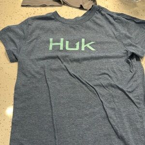 Boys youth Huk tshirt